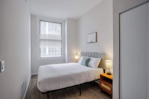 Bedroom 2 - Queen bed
