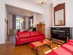 Furniture, Interior Design, Flooring, Floor, Wood, Ceiling, Room, Living Room, Couch, Wood Flooring