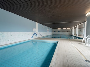 Flooring, Fussboden, Decke, Interior Design, Schwimmbad, Verbundwerkstoff, Fliese, Design, Halle