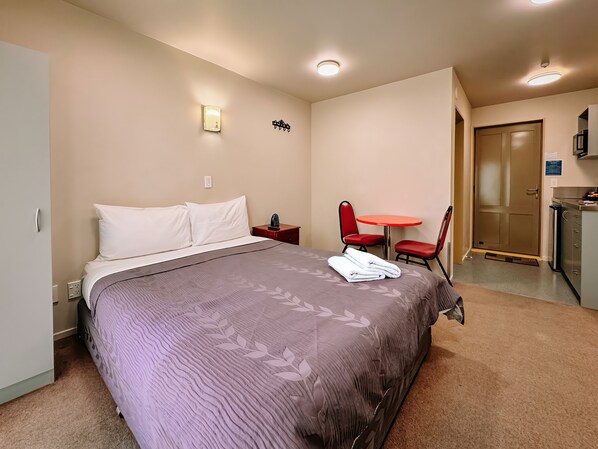 Queen Bed