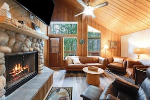 Remodeled Property In Ptarmigan Village | Main Level
