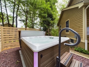 7 Person Hot Tub