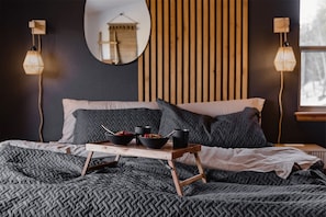 You won't be fighting over the best room! Each of the 3 bedrooms as a king size bed and design features.