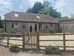 Barn back