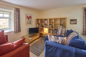 The Maltings, Waren Mill - Host & Stay