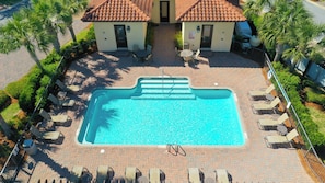 Villa Lago Community Pool