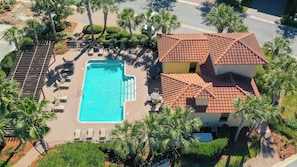 Villa Lago Community Pool