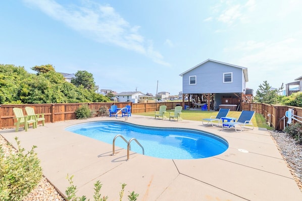 Pool Area (1)
