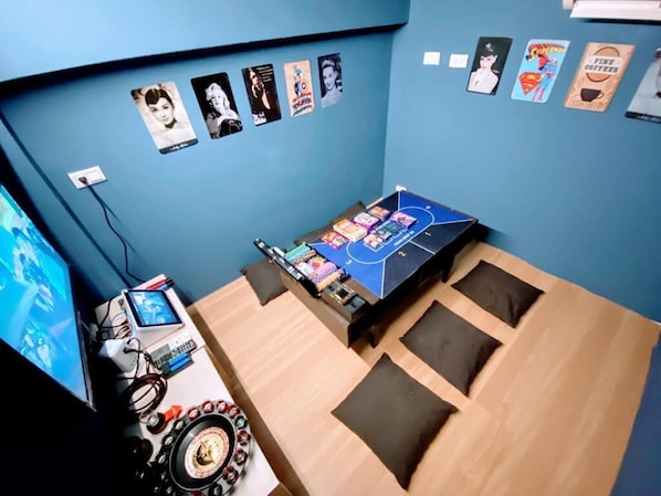 Spielezimmer