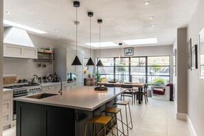 A 29 Wrotham Rd Kitchen 7049