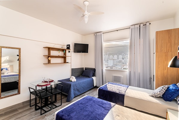 Bedroom,Living Room,Dining area