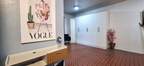 Photo of the whole room,Bedroom
