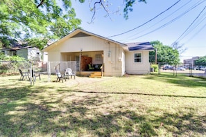 Backyard | Covered Patio