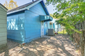 Fenced-In Yard