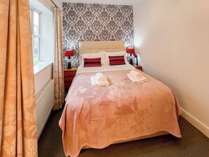 Double bedroom | Viking Bay Apartment, Broadstairs