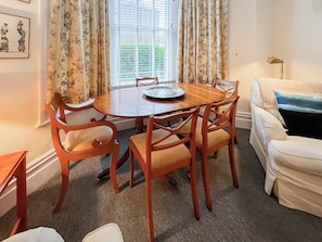 Living room/dining room | Viking Bay Apartment, Broadstairs