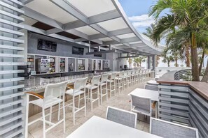 Bar (in der Unterkunft)