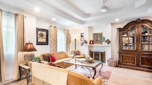 Living room w/ gas fireplace