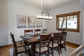 8 Person Dining table