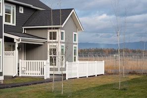 Brand new home less than 2 miles to Downtown Whitefish | Exterior