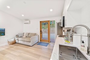 Front entry | Main Level
