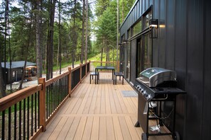 Large private deck with a propane grill | Exterior