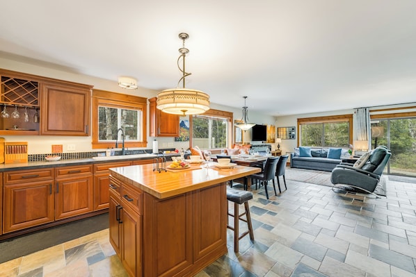 Open and Spacious Floor Plan