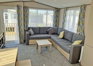 Gold 2 bed sleeps 6 - Abbots Salford Holiday Park, Abbots Salford, Evesham
