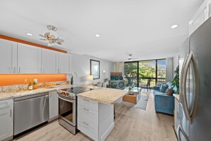 Maui Vista 1205 Fully equipped kitchen features stainless appliances