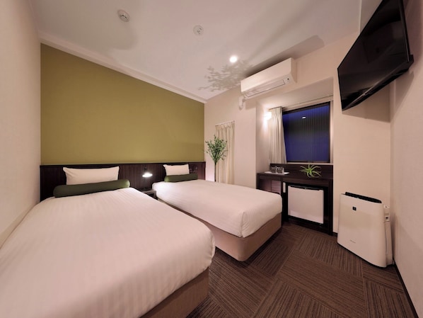Twin: Size: 15㎡ Bedding: 1 twin bed Capacity: 1 person and up