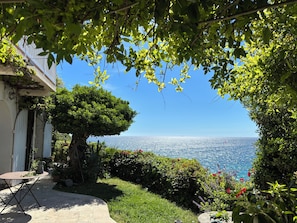 Le large devant la terrasse