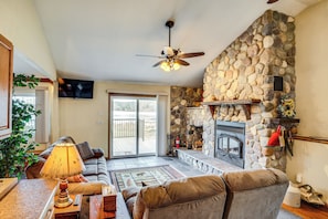 Living Area | Full Sleeper Sofa | 1st Floor