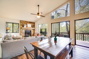 Dining Area | Main Level | Dishware & Flatware