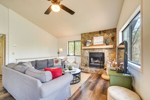 Living Room | Main Level | Wood-Burning Fireplace | Free WiFi | Smart TV