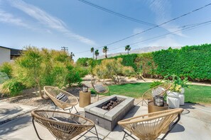 Fire Pit Area | Mountain Views