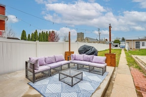 Private Patio | Gas Grill | Lounge Seating