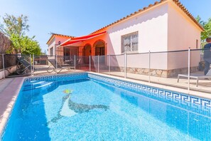 Extérieur maison de vacances [été]