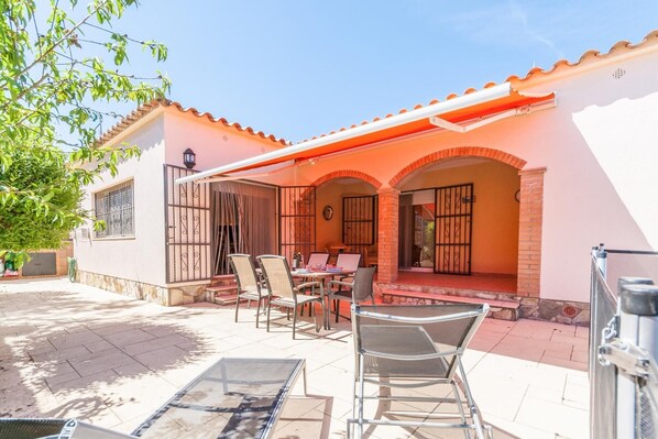 Extérieur maison de vacances [été]
