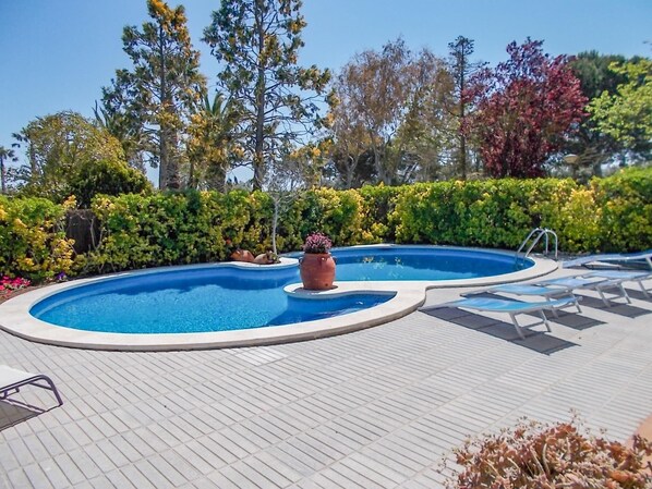 Holiday Home Swimming Pool