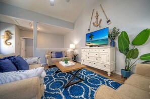 Flatscreen TV. (Carpe Beach Bum)