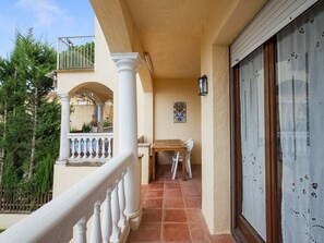 Terrasse / Balkon