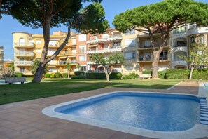 Holiday Home Swimming Pool