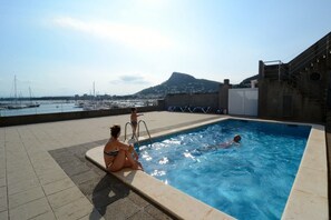 Piscine maison de vacances