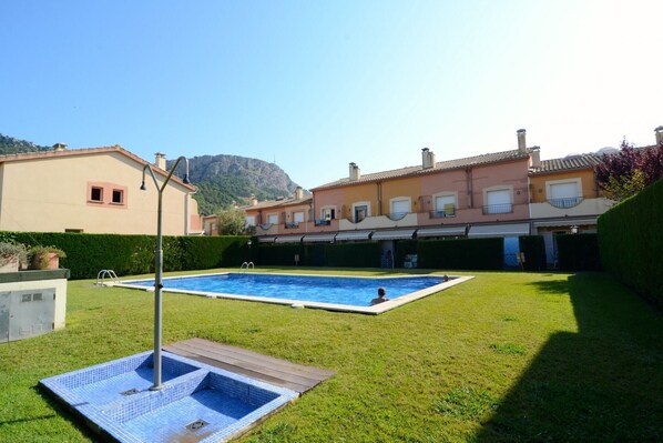 Holiday Home Swimming Pool