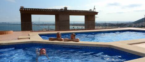 Holiday Home Swimming Pool