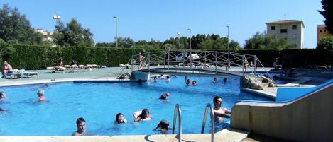Holiday Home Swimming Pool