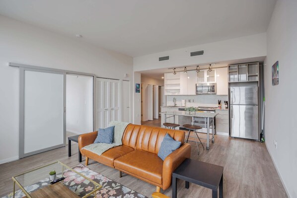 CozySuites Sky Central #20
