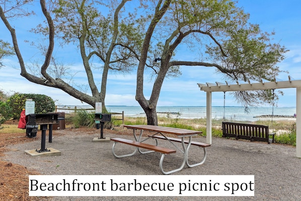 Small table for your outdoor barbeque party