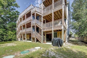 Exterior Back
