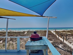 Gulf Front Deck - Grill